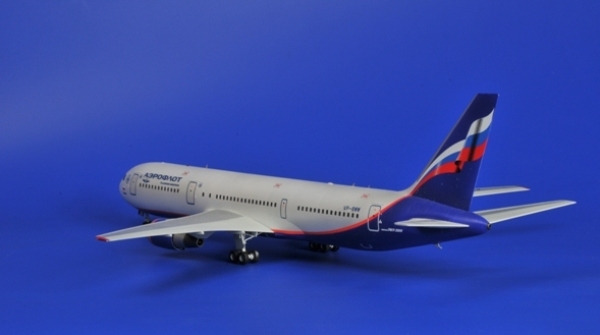 Пассажирский авиалайнер Боинг 767-300 №1