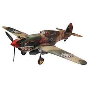 1/48 P-40B TIGER SHARK №1