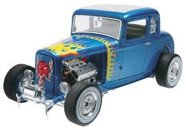 1/25 1932 Ford 2 'n 1 5-Window Coupe №1