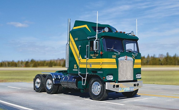 1/25 Kenworth® K-100 Aerodyne №1